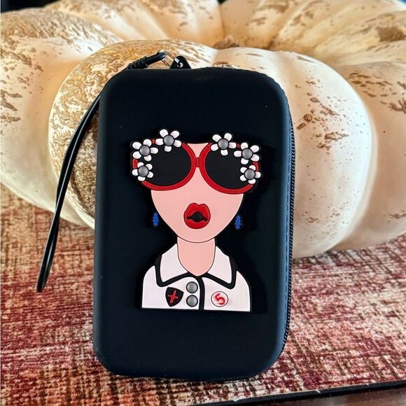 Source Unknown Handbags - Black Silicone Adorable Trendy Lady Wristlet